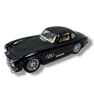 Burago 1954 Mercedes Benz 300 SL Diecast Model Car 1/24 Scale Black Gull-Wing